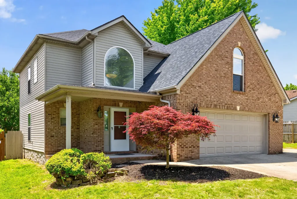 3008 Adwalton Road Lexington KY 40509
