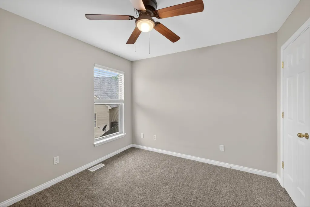 3008 Adwalton Road Lexington KY 40509