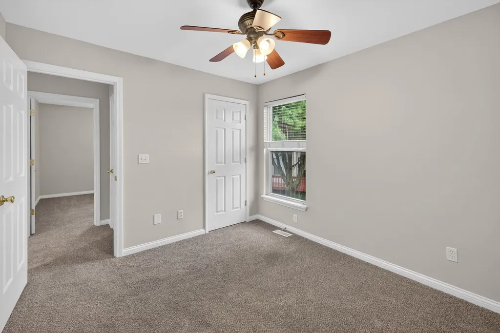 3008 Adwalton Road Lexington KY 40509