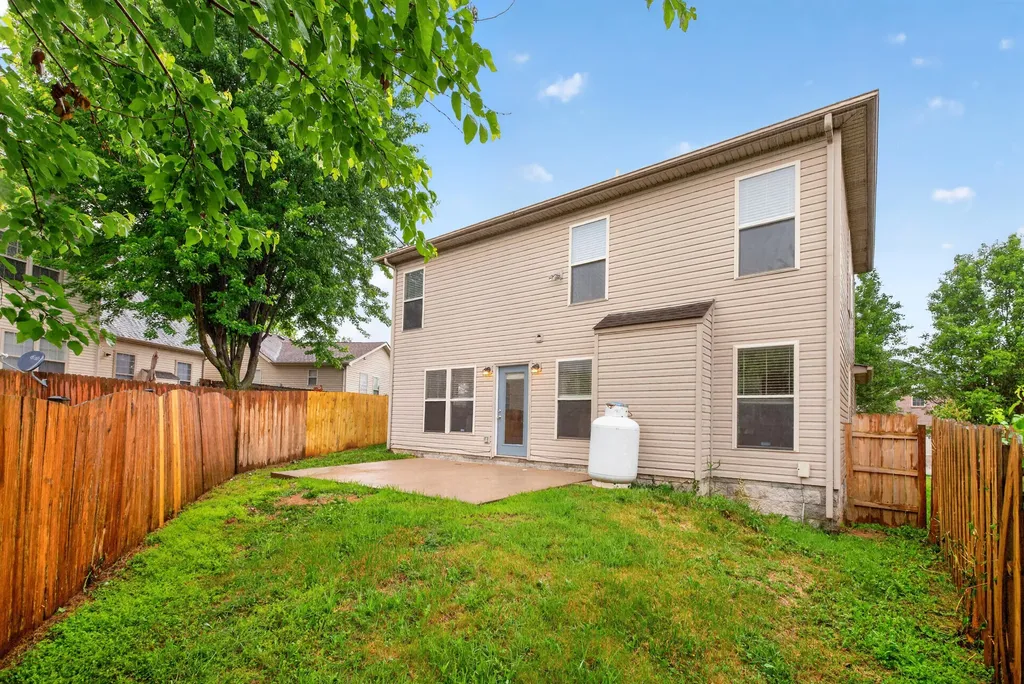 3008 Adwalton Road Lexington KY 40509
