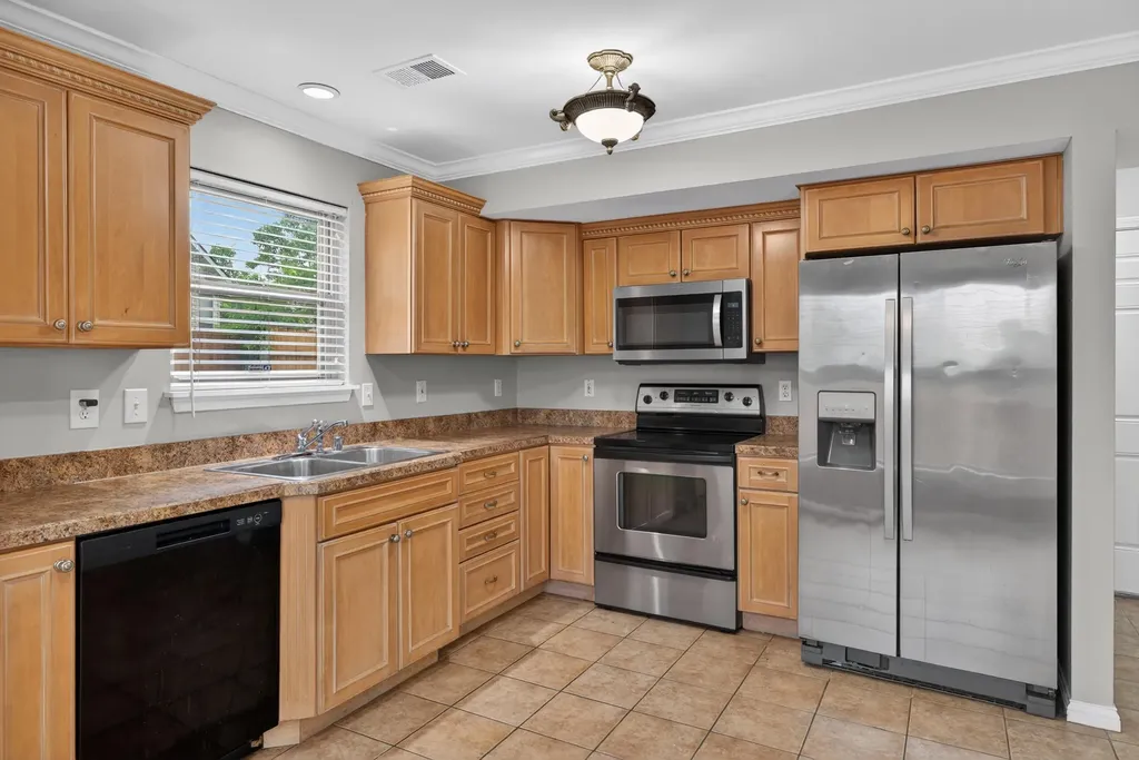 3008 Adwalton Road Lexington KY 40509