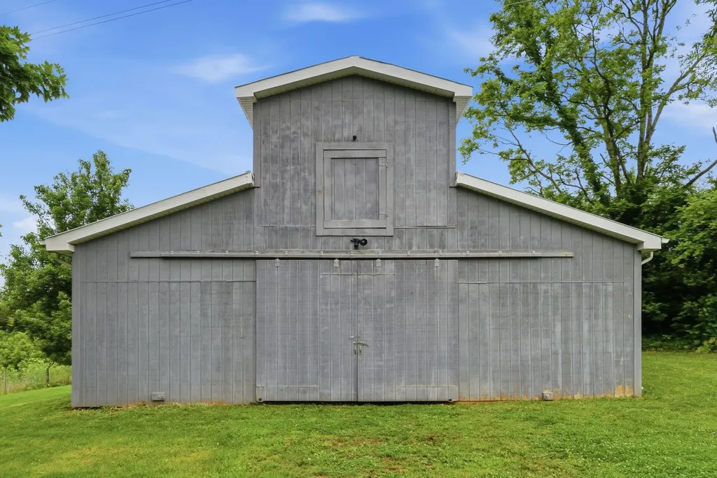 1837 Switzer Road Stamping Ground KY 40379