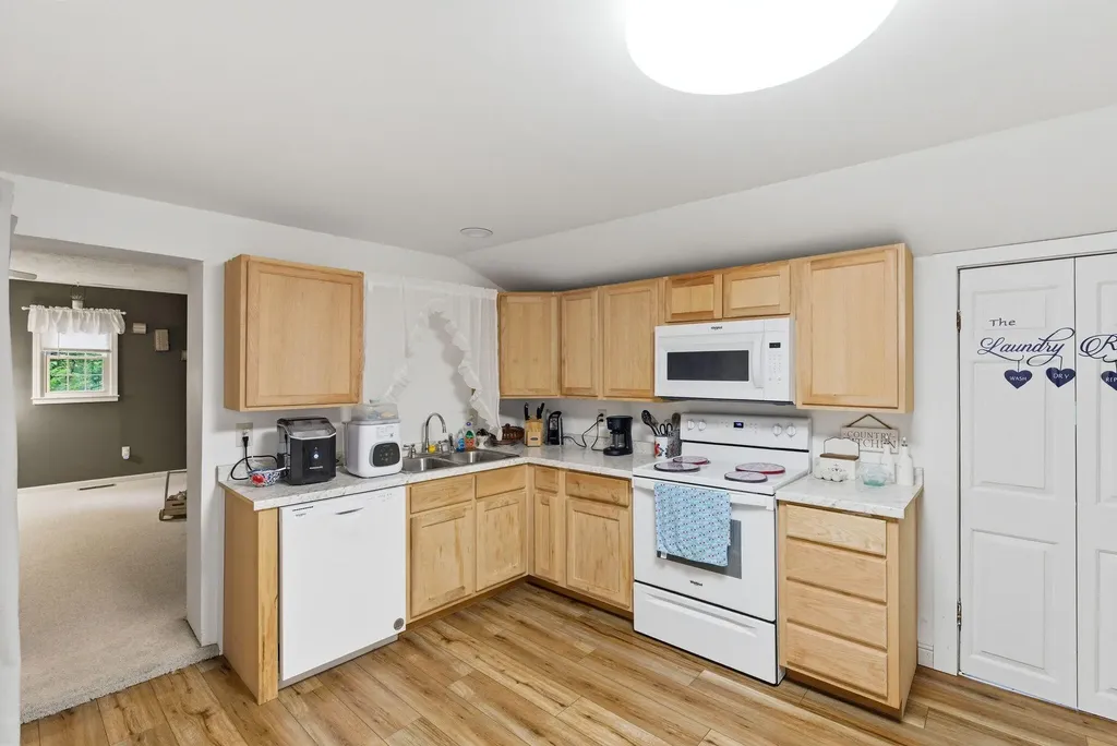 1837 Switzer Road Stamping Ground KY 40379