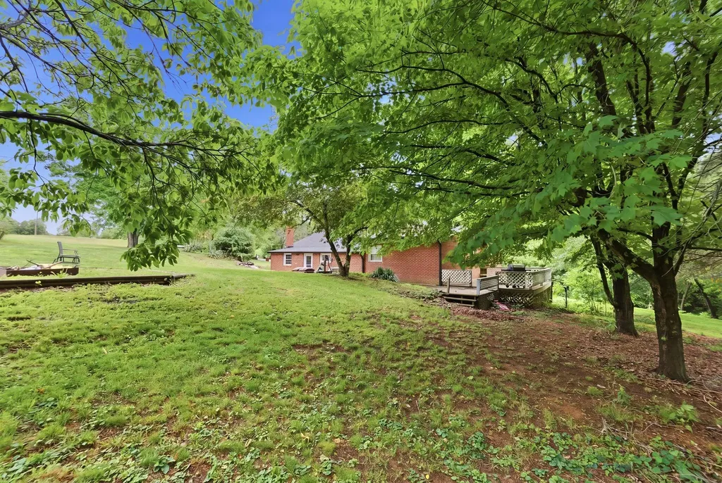 1837 Switzer Road Stamping Ground KY 40379