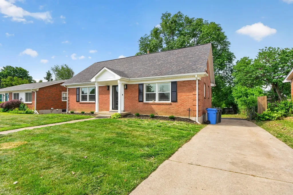 594 Radcliffe Road Lexington KY 40505
