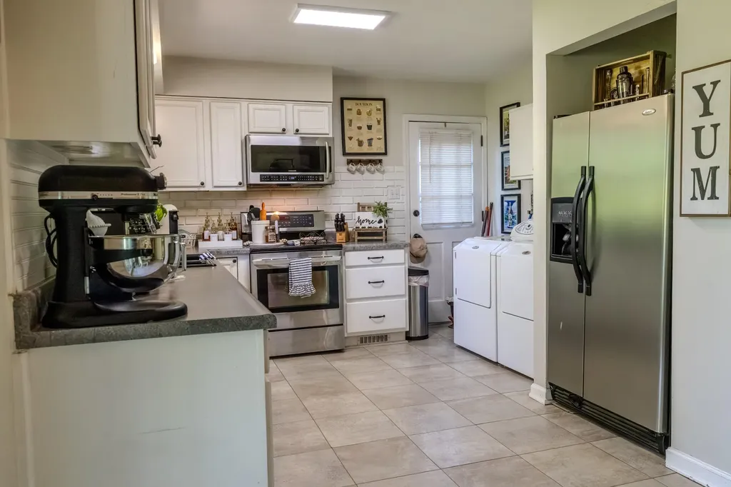 411 Lancelot Lane Lexington KY 40517