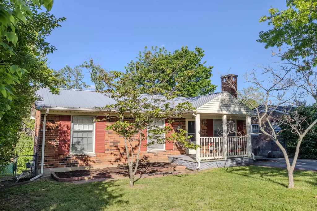 411 Lancelot Lane Lexington KY 40517
