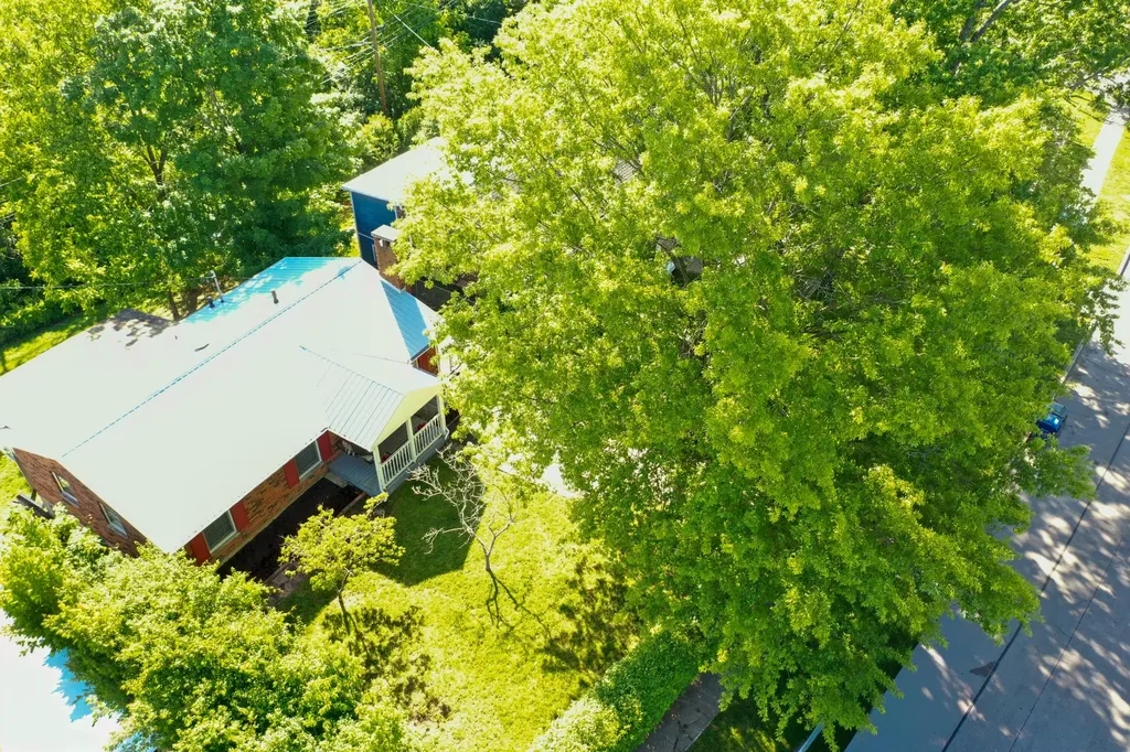 411 Lancelot Lane Lexington KY 40517