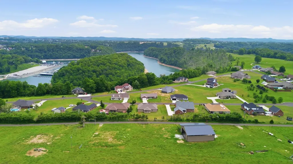 61 Knoll Court Nancy KY 42544