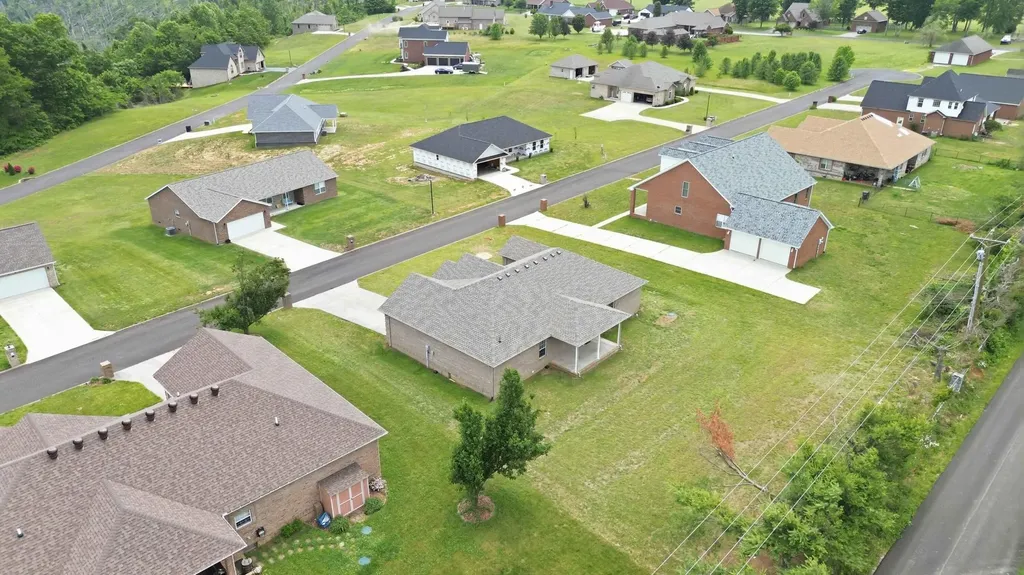 61 Knoll Court Nancy KY 42544