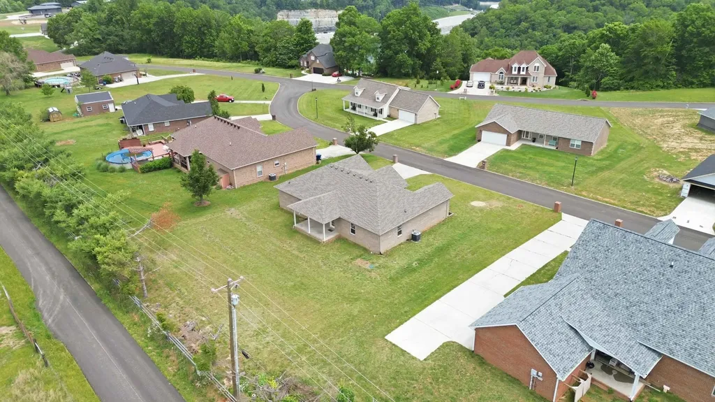 61 Knoll Court Nancy KY 42544