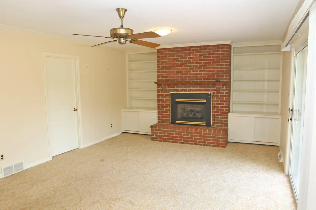 3837 Gloucester Drive Lexington KY 40510