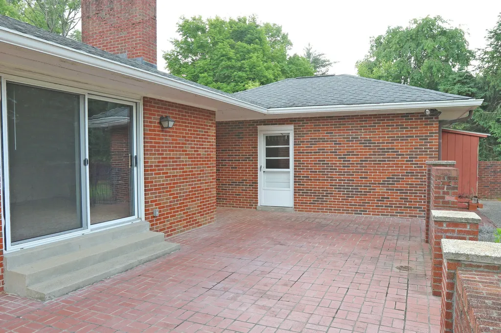 3837 Gloucester Drive Lexington KY 40510