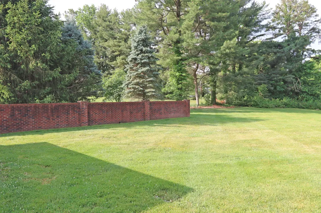 3837 Gloucester Drive Lexington KY 40510