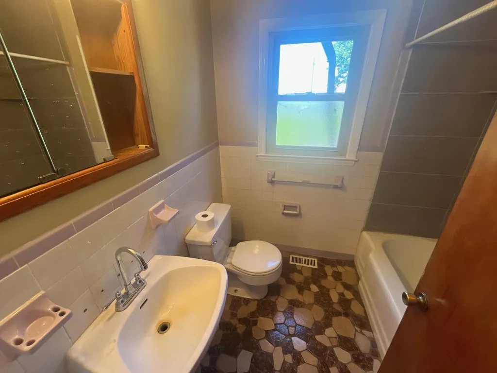 2009 Redd Road Lexington KY 40510