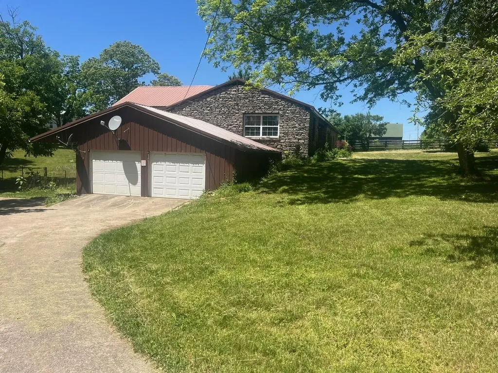 2009 Redd Road Lexington KY 40510
