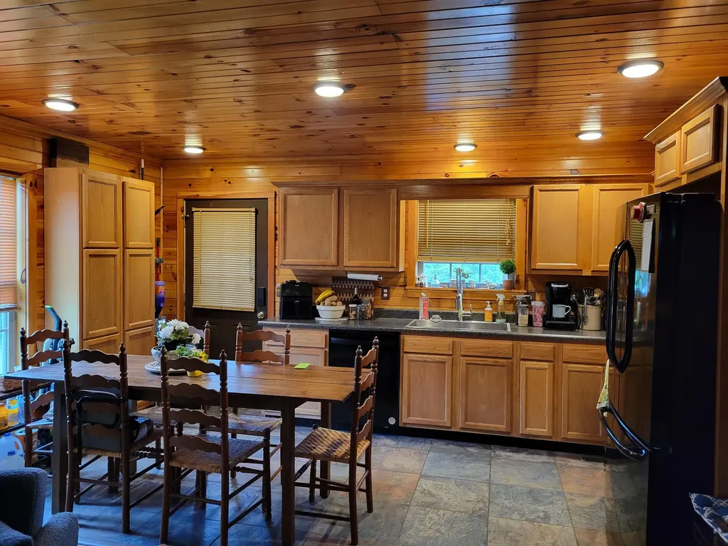 289 Halls Ridge Road Wellington KY 40387