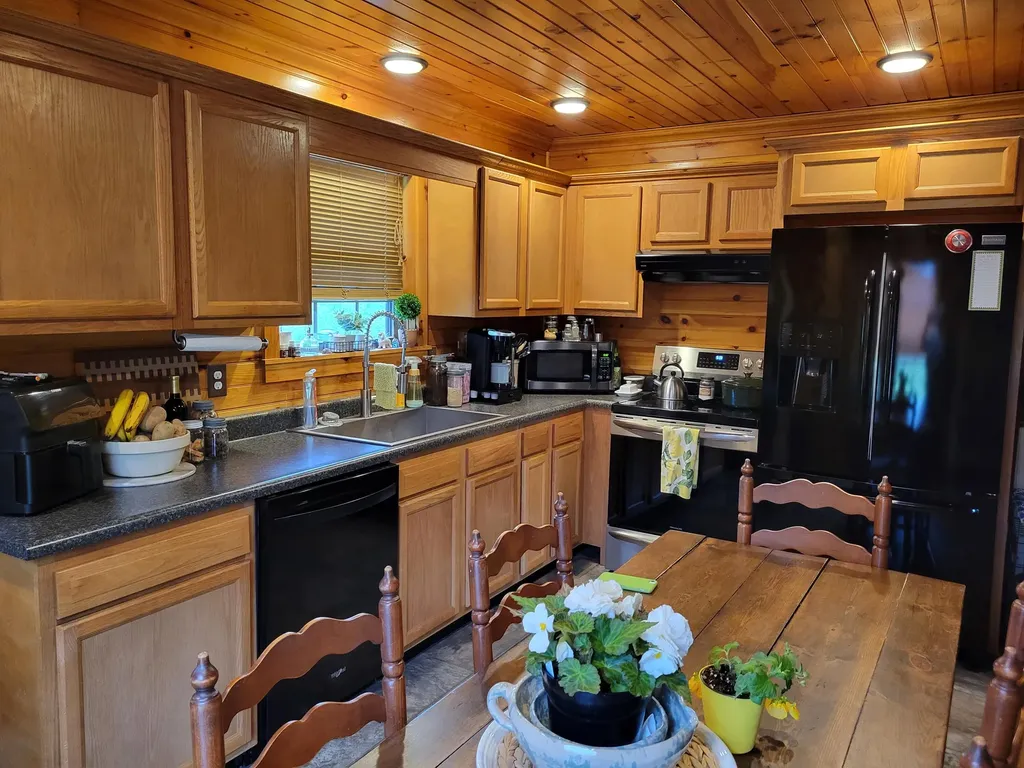 289 Halls Ridge Road Wellington KY 40387