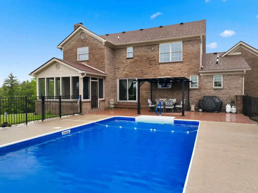 131 Beaver Drive Richmond KY 40475