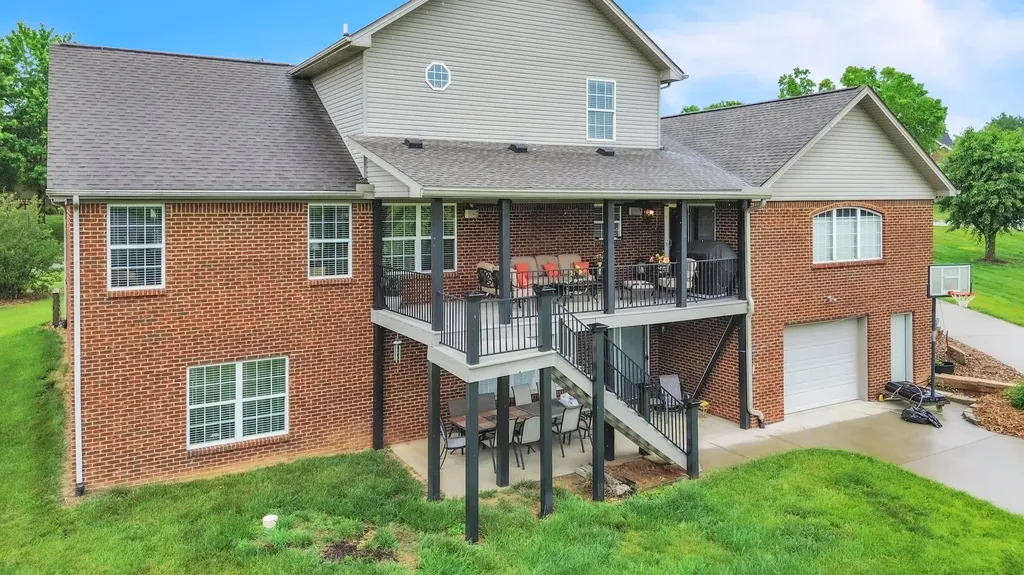 91 White Tail Run Drive Somerset KY 42503