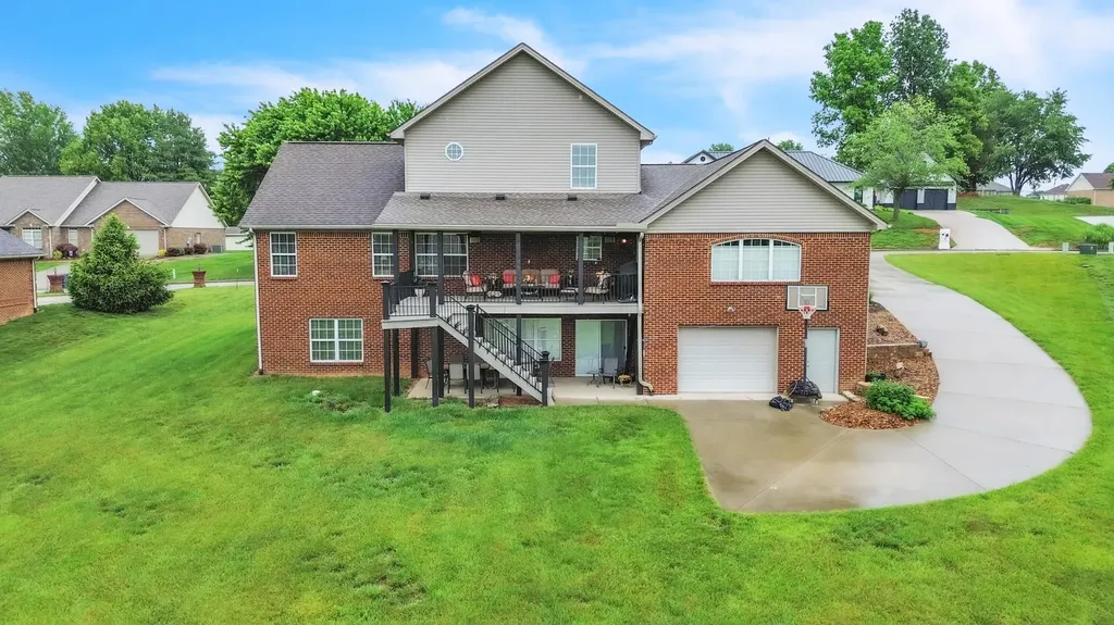91 White Tail Run Drive Somerset KY 42503