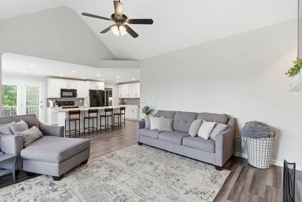 2265 Blackmoor Park Lane Lexington KY 40509