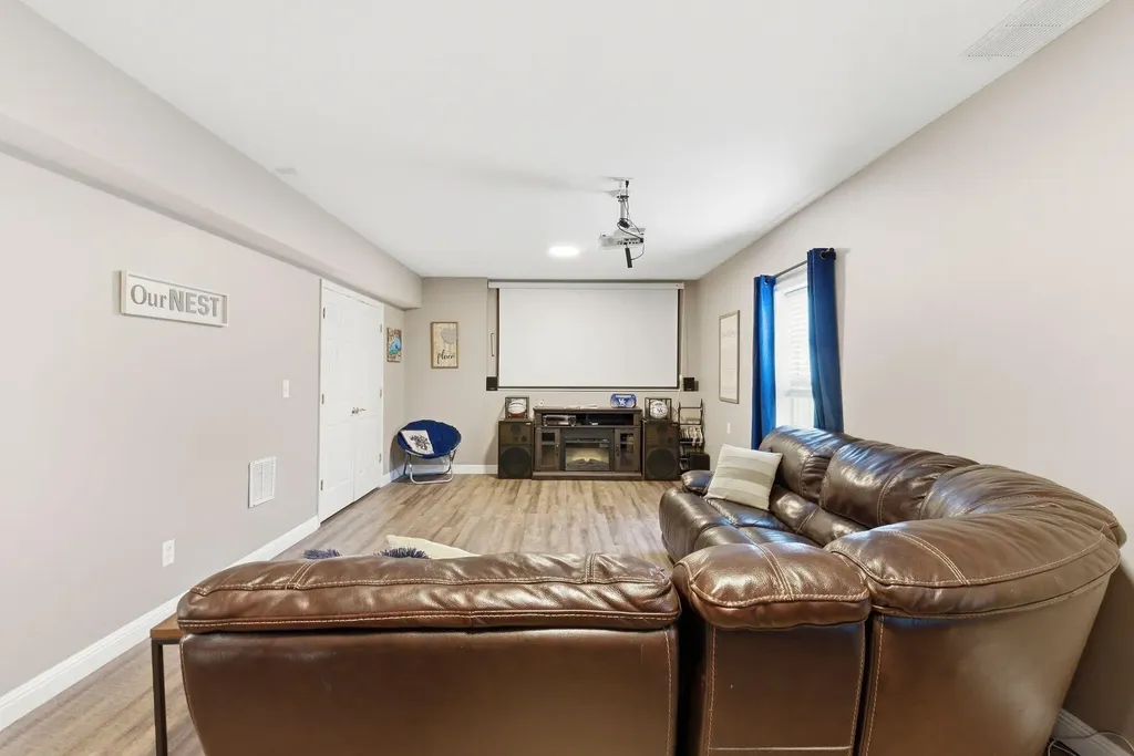 2265 Blackmoor Park Lane Lexington KY 40509