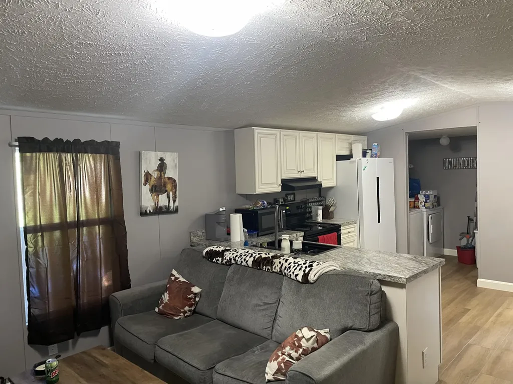 2003 Centerville Road West Liberty KY 41472
