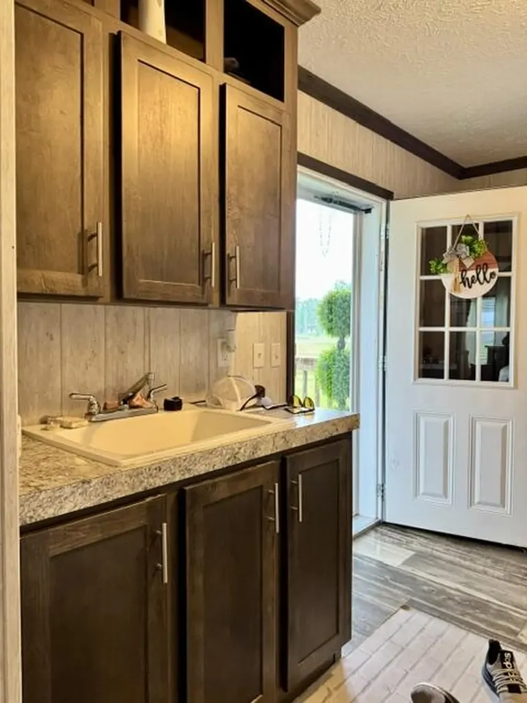 716 Old Midland Trail Salt Lick KY 40371