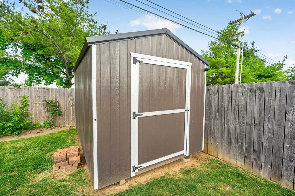 313 Platt Drive Nicholasville KY 40356