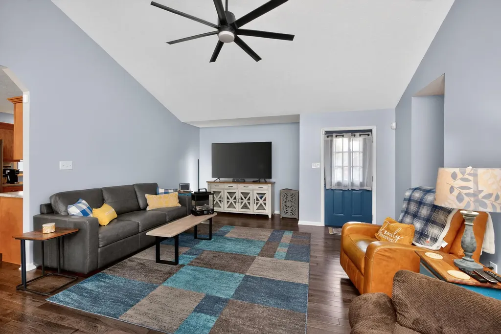 313 Platt Drive Nicholasville KY 40356