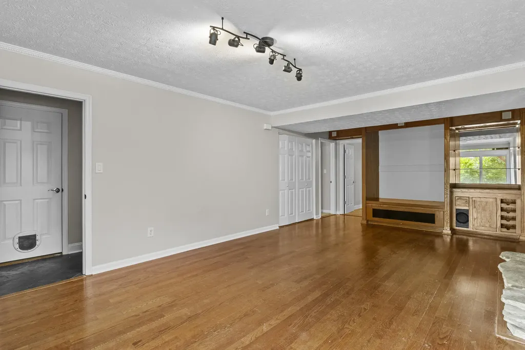 3780 Dicksonia Drive Lexington KY 40517