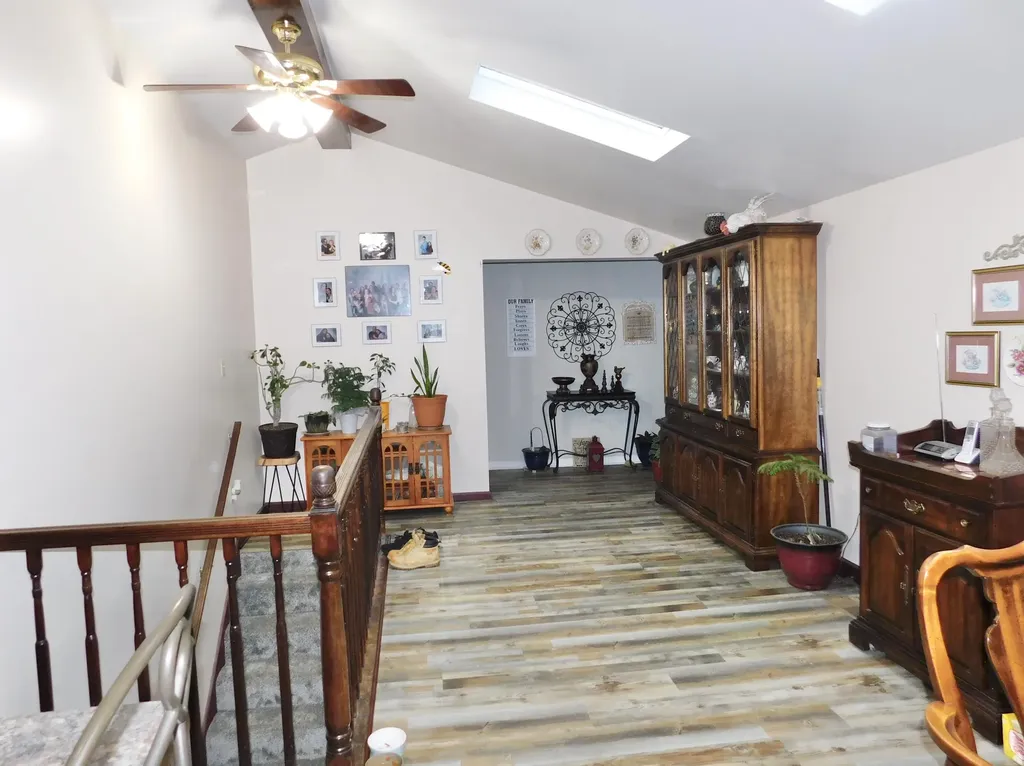 2035 Doe Creek Road Irvine KY 40336