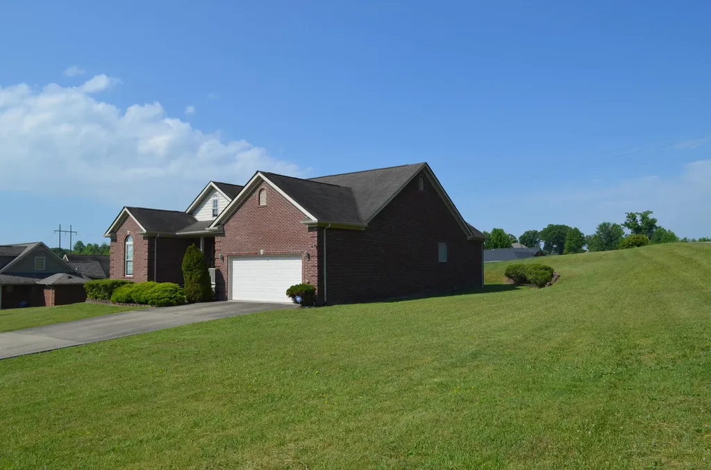 270 Wildwood Drive Corbin KY 40701
