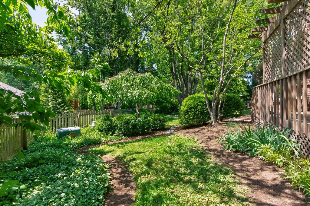 2408 Woodruff Way Lexington KY 40515