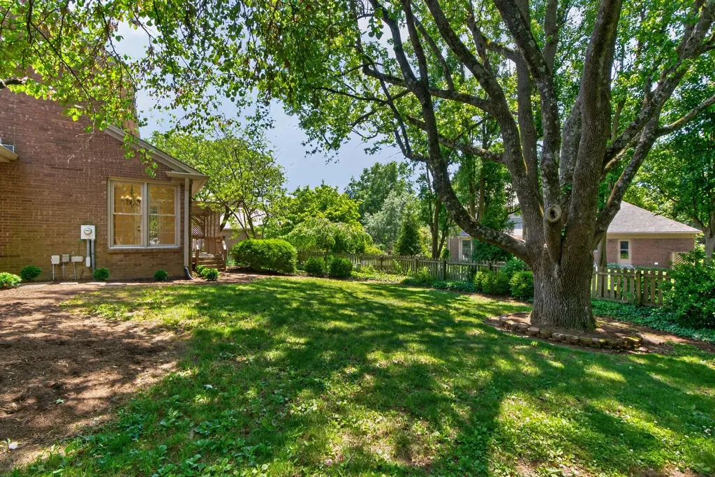 2408 Woodruff Way Lexington KY 40515