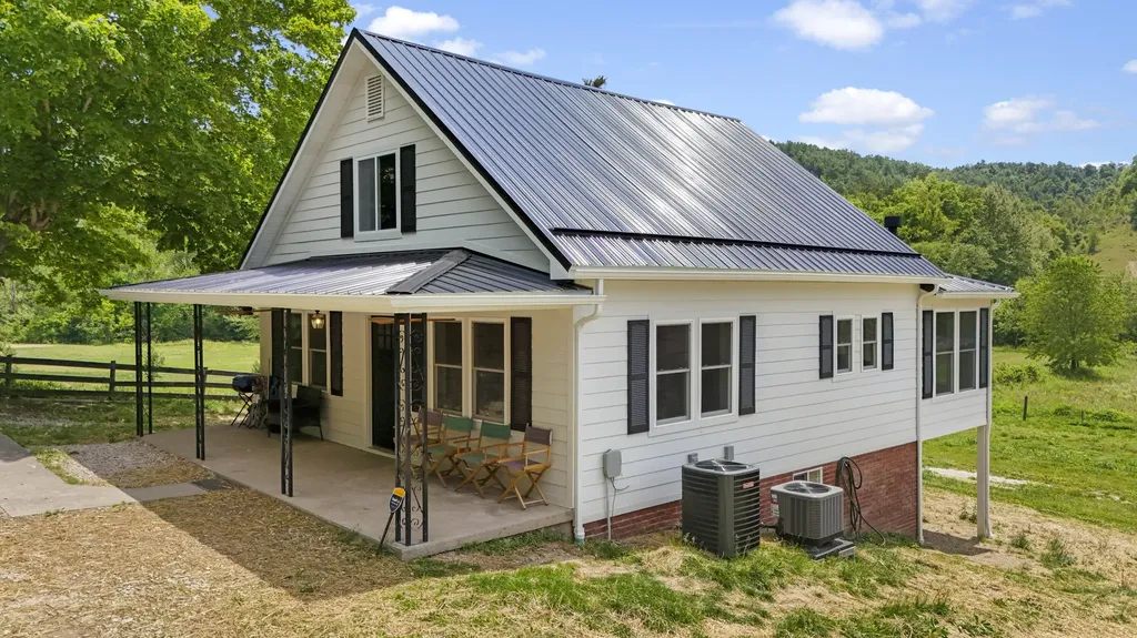 4088 State Highway 437 West Liberty KY 41472