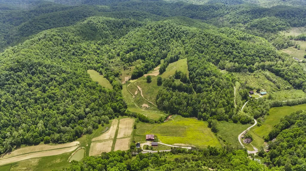 4088 State Highway 437 West Liberty KY 41472