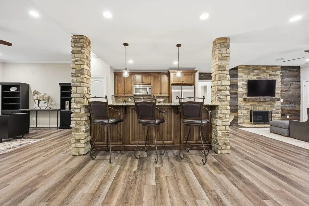 305 Eagle Drive Nicholasville KY 40356
