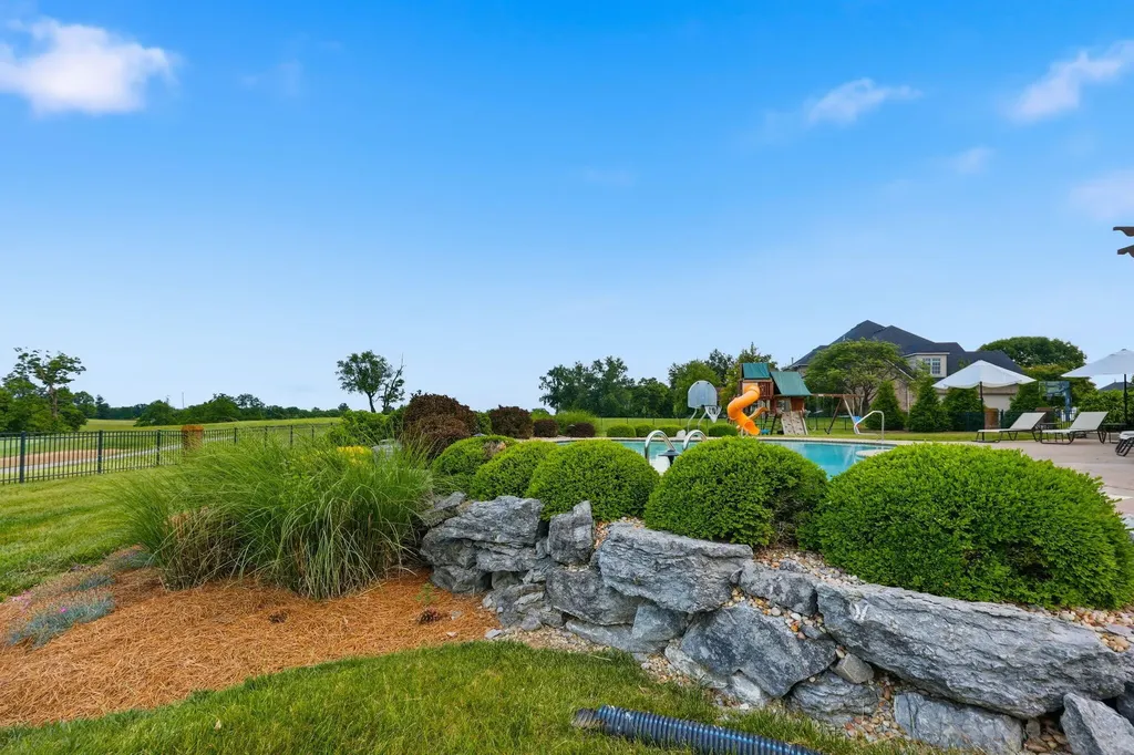 305 Eagle Drive Nicholasville KY 40356