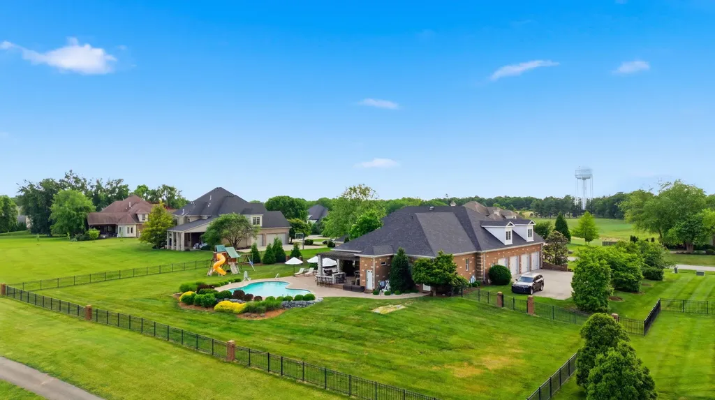 305 Eagle Drive Nicholasville KY 40356