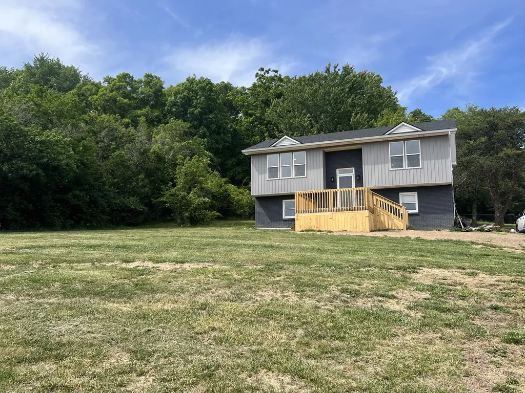 626 E Barker Lane Berea KY 40403