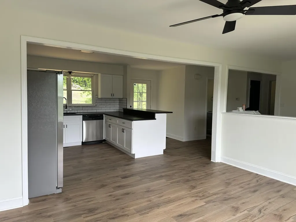 626 E Barker Lane Berea KY 40403