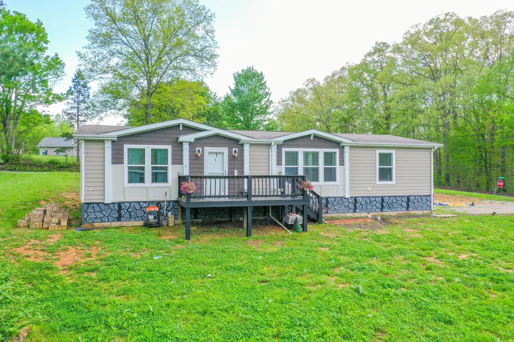 6989 W Laurel Road London KY 40741