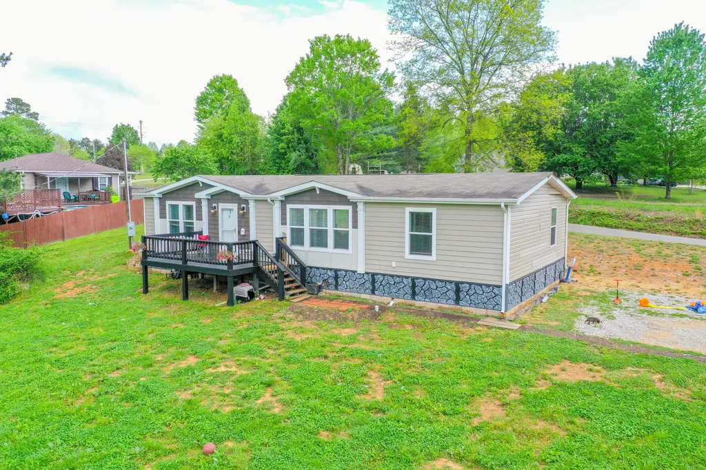6989 W Laurel Road London KY 40741