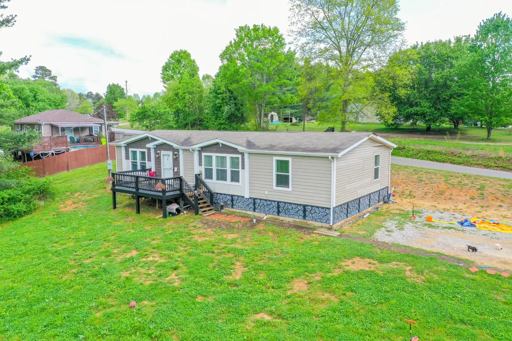 6989 W Laurel Road London KY 40741