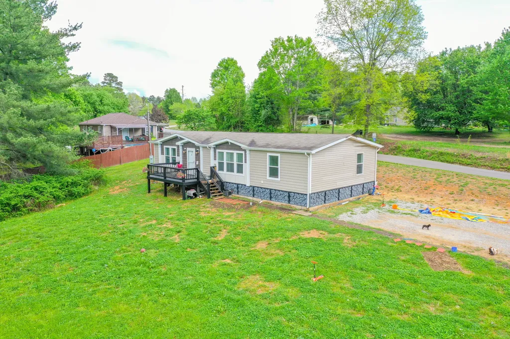 6989 W Laurel Road London KY 40741