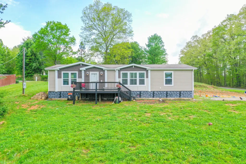 6989 W Laurel Road London KY 40741