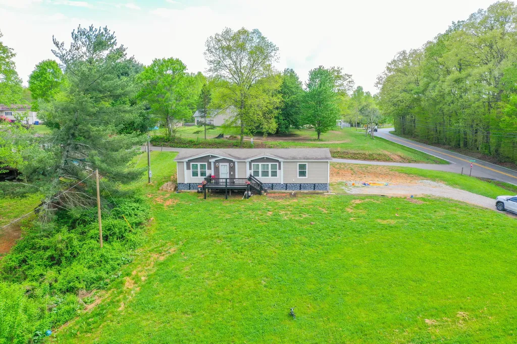 6989 W Laurel Road London KY 40741