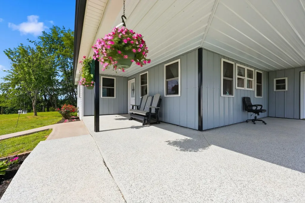 335 Jay Road Owingsville KY 40360